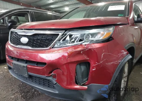 2014 Kia Sorento Lx z USA, uszkodzony, nr VIN 5XYKTCA61EG546280